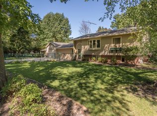 2620 Erin Ln NE, Rochester, MN 55906