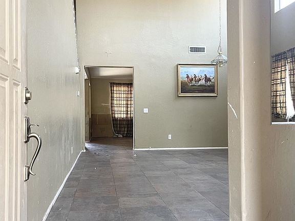 3rd image of 4008 S 104th Ln