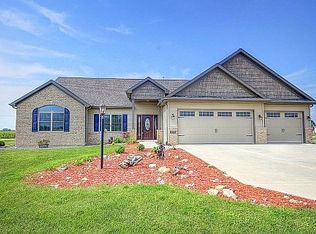 1809 S Orchard Dr, Mahomet, IL 61853