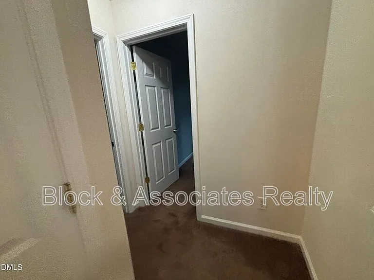 7252 Corvette Ct — Photo 56
