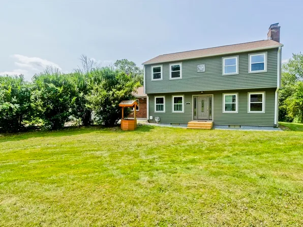 184 Pitcher St, Montgomery, MA 01085