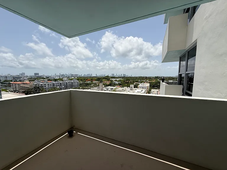 2899 Collins Ave #1022 — Photo 17