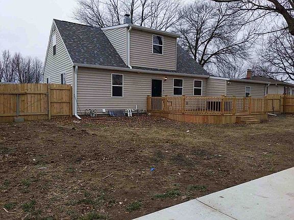 5th image of 3706 Aspen St