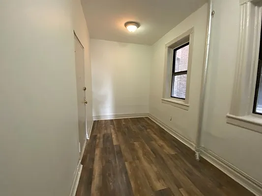 Rented by Voro New York | media 32