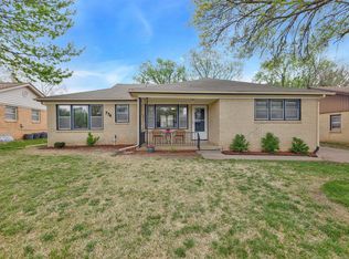 774 N El Paso Dr, Derby, KS 67037