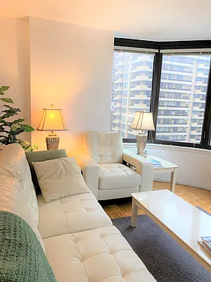 Rented by Douglas Elliman | media 33