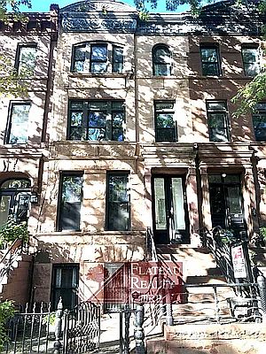 1st image of 427 Hancock St