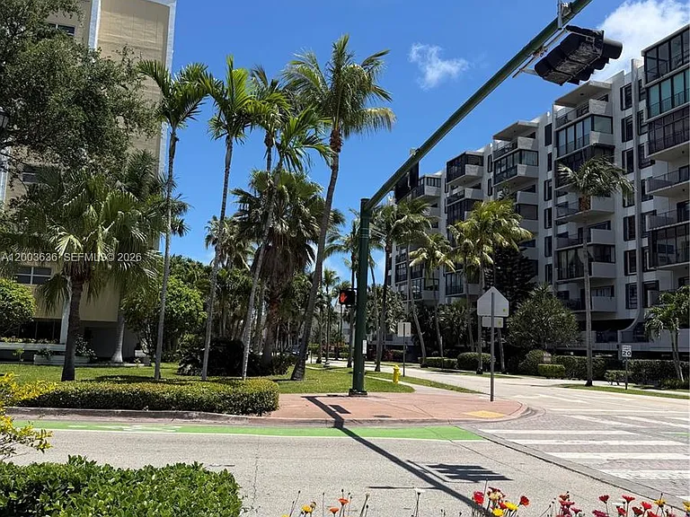 200 Galen Dr #111 — Photo 1