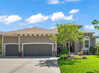 12211 S Mesquite St, Olathe, KS 66061