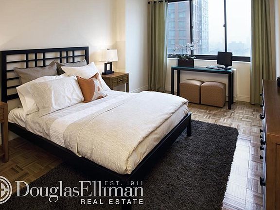 2nd image of 155 E 29th St APT 25B