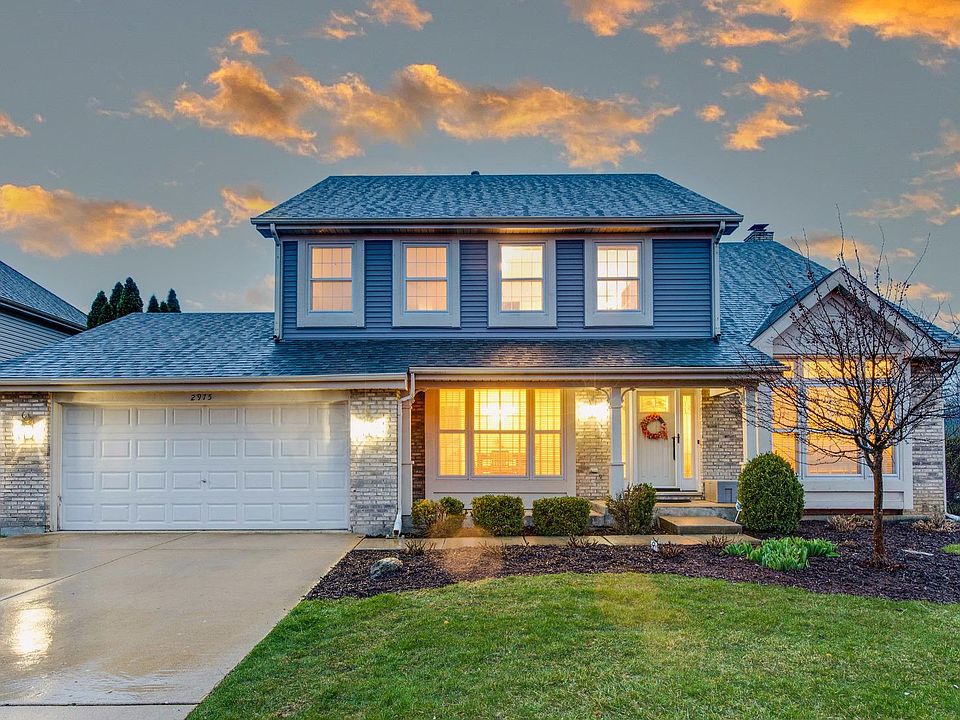 1st image of 2975 Roslyn Ln E