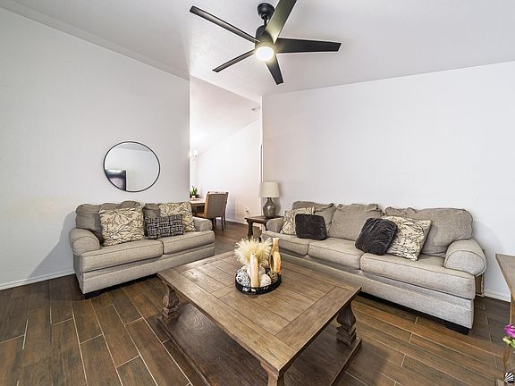 4th image of 4144 S Hinckley Dr