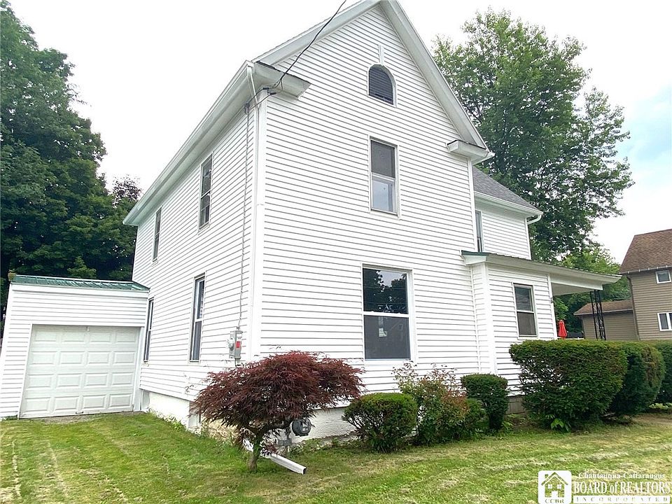 11 Fay St, Brocton, NY 14716 Zillow