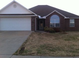 645 Lynn Dr, Pea Ridge, AR 72751