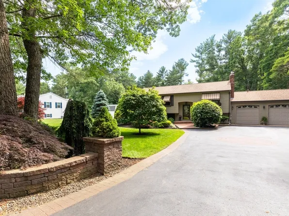 78 Richmond St, Taunton, MA 02780