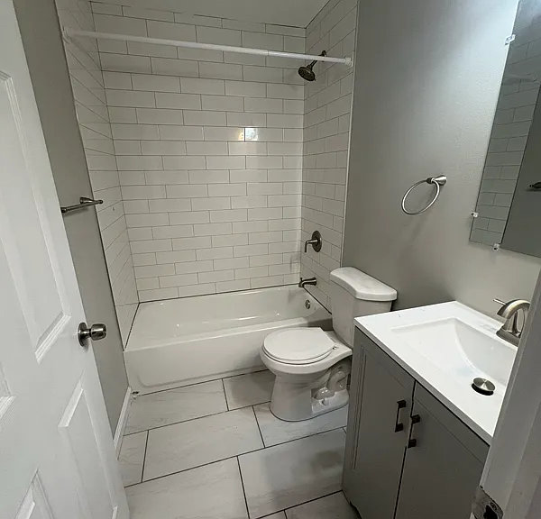 1207 James St — Photo 10