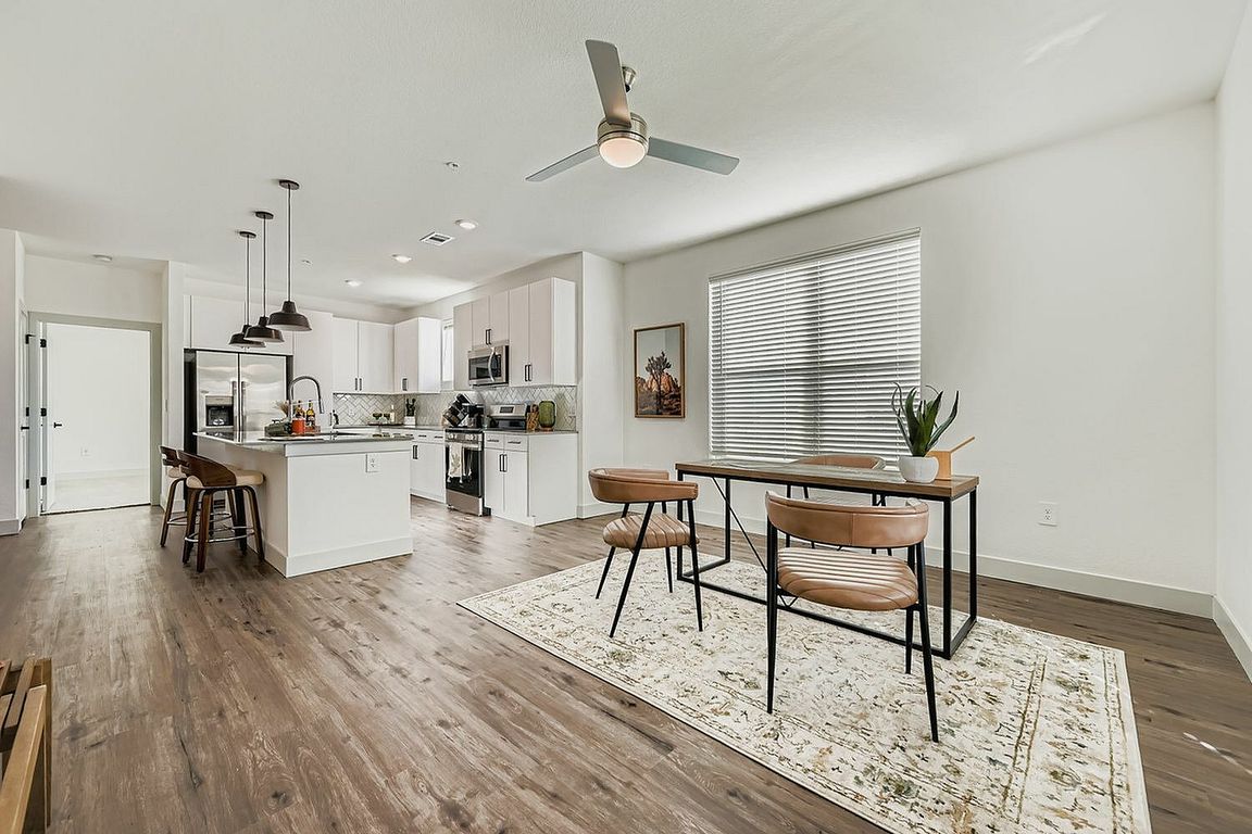 Living Room | The Gallery