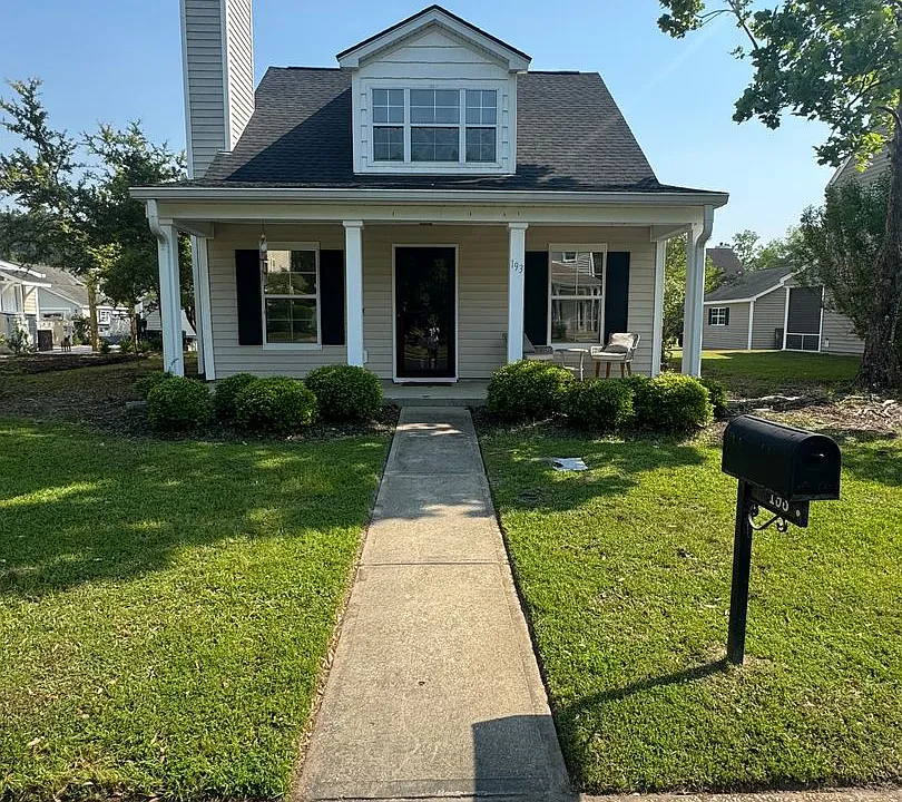 193 University Pkwy