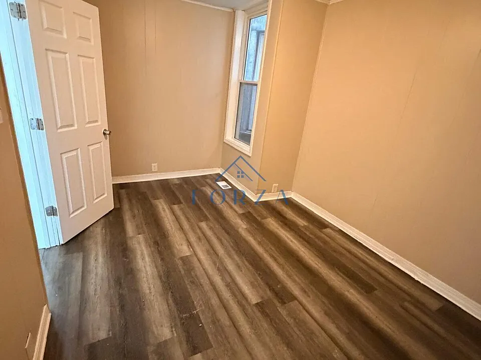 9628 S Ewing Ave #28-1