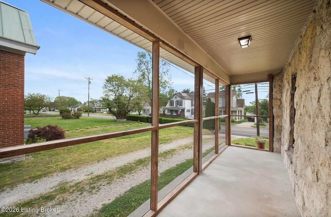2 bed, 1350 sqft, $1,600 — Photo 3
