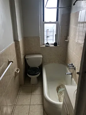 Rented by CITY SKYLINE REALTY INC | media 6