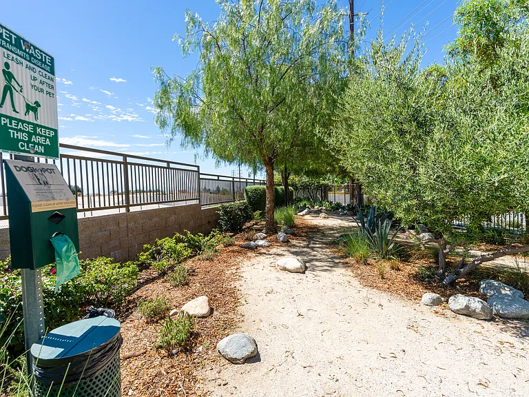 Arrow Vista Village — Photo 78