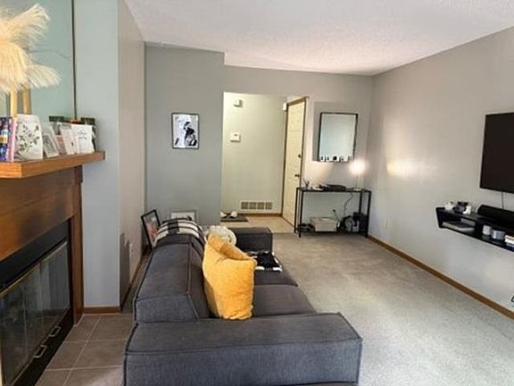 2nd image of 2762 Atherton Ln APT 22
