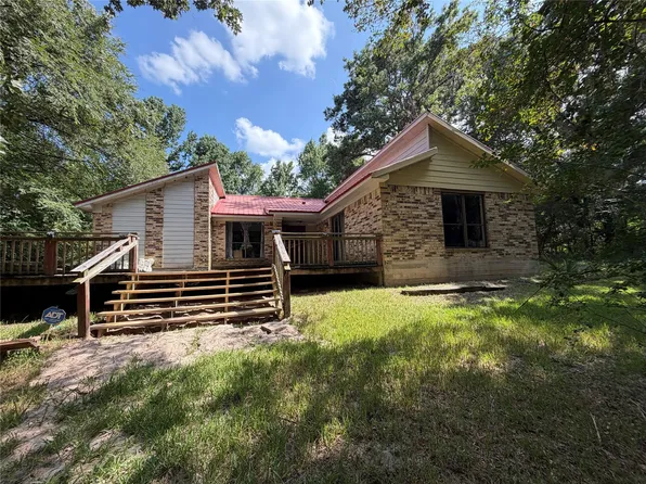 606 Pine Tree Rd, Huntsville, TX 77320