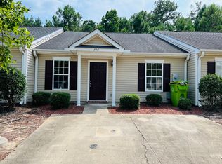 348 Elders Pond Cir, Columbia, SC 29229