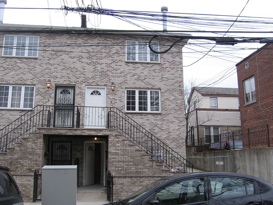1st image of 3212 Radcliff Ave