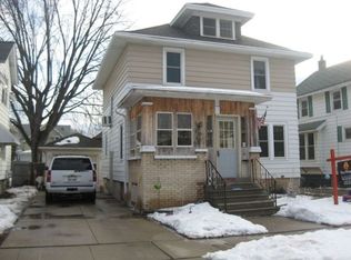 108 7th St, Fond Du Lac, WI 54935