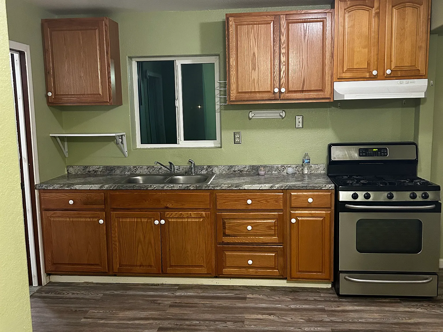 2 bed, $1,750 — Photo 4