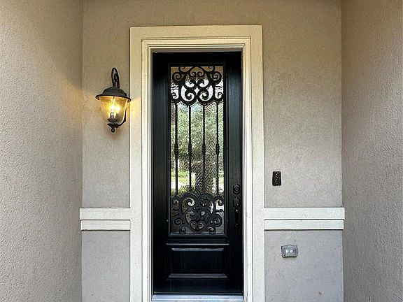 3rd image of 11 Silver Rock Dr