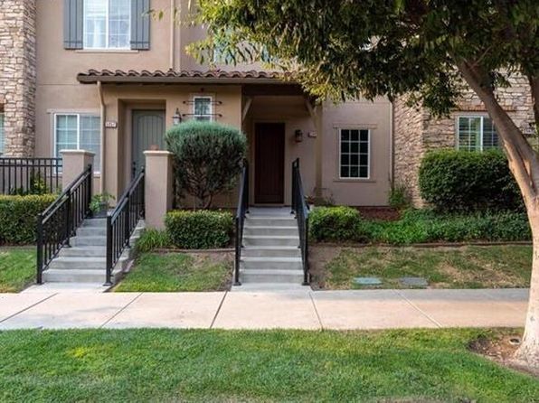 5949 Tan Oak Dr