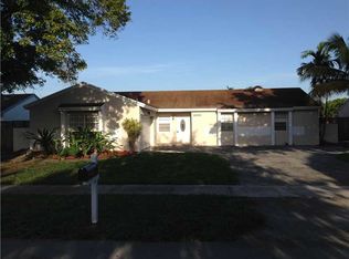 20130 NW 58th Ave, Hialeah, FL 33015