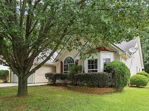 4th image of 611 Tower Hill Ct