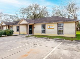 1401 Cedar Dr, La Marque, TX 77568