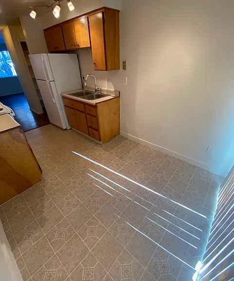 12430 SW Ash Ave #1 — Photo 6