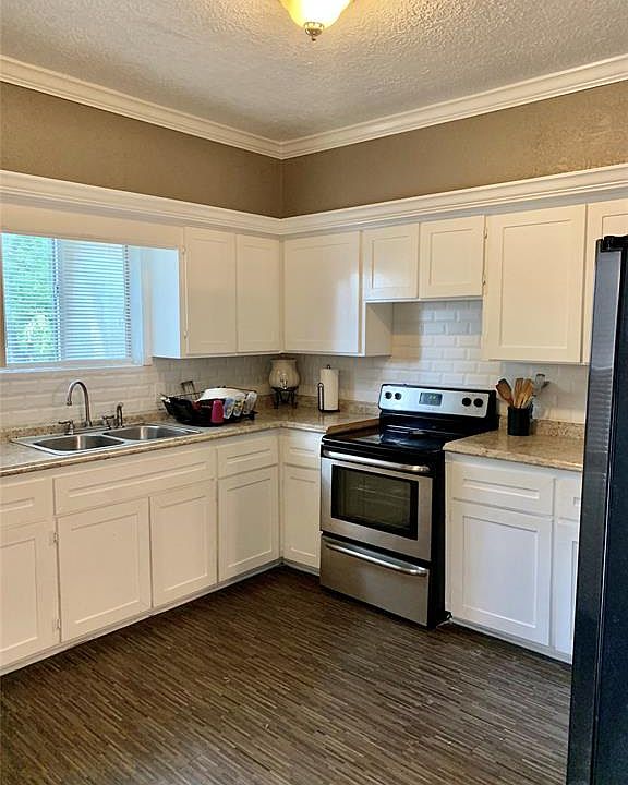 1st image of 505 Hawthorne Ave