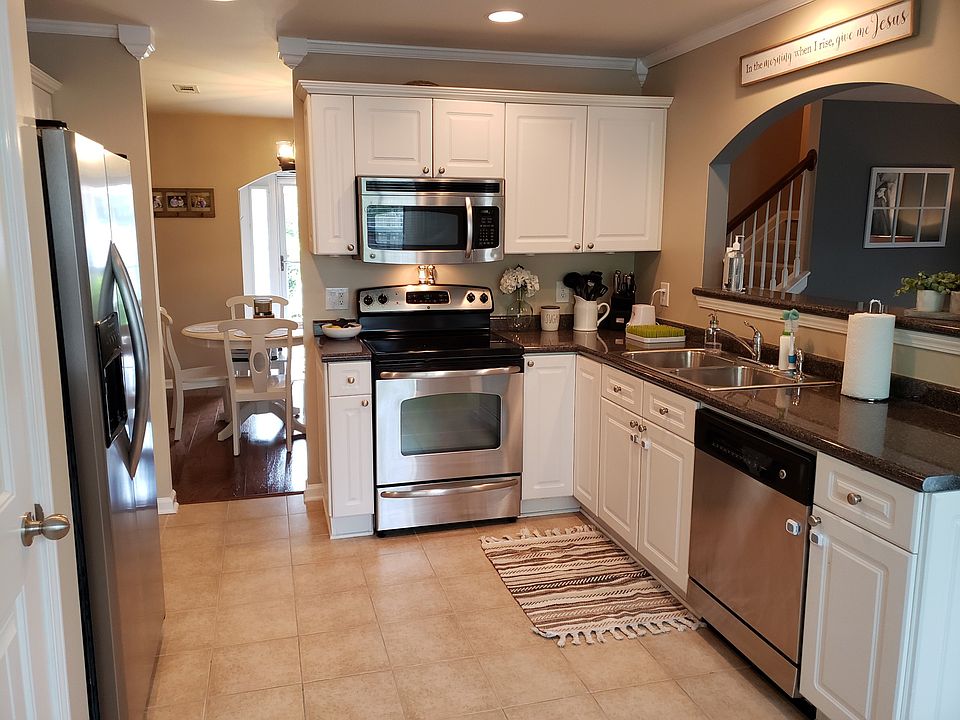 2nd image of 5306 Bayou Dr