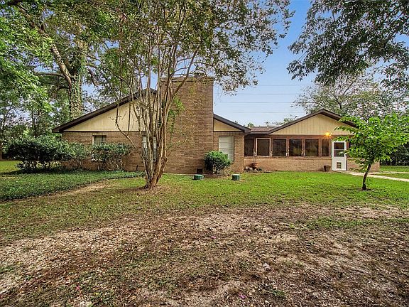 5th image of 6556 Golden Oaks Dr
