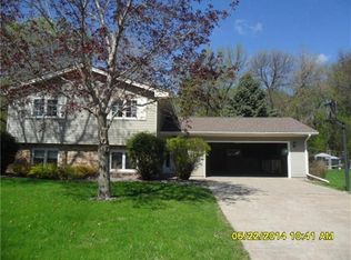 101 Shady Oak Cir, Delano, MN 55328