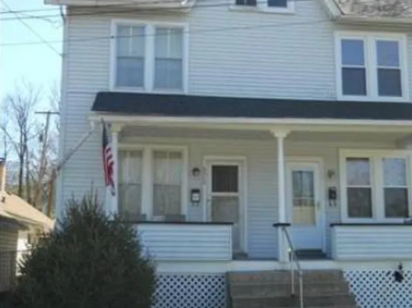 3312 Franklin St, Slatington, PA 18080