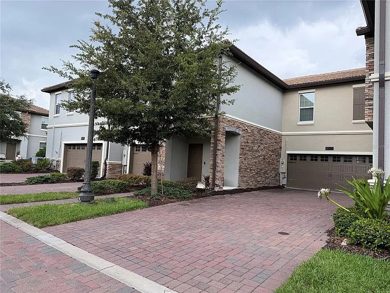8513 Golf Way — Photo 10