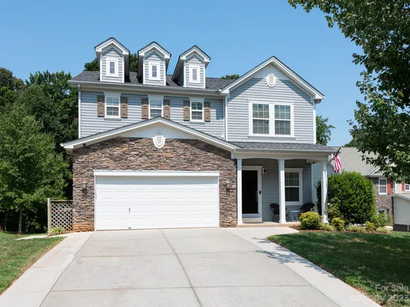 667 Hosta Dr, Fort Mill, SC 29715