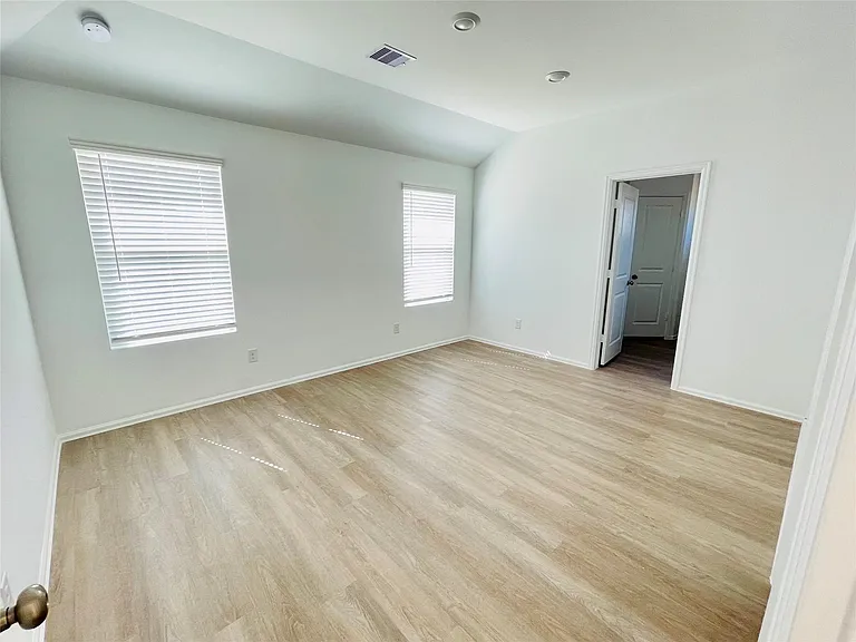 23504 Marble Pass Trce — Photo 9