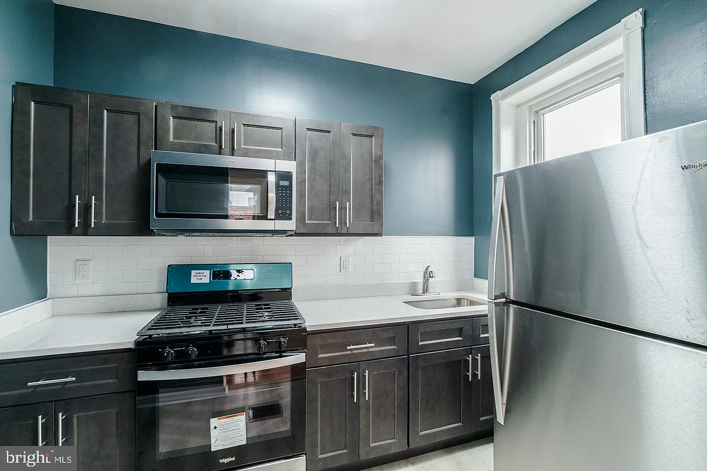 2 bed, 1.0 bath, $1,245 — Photo 3