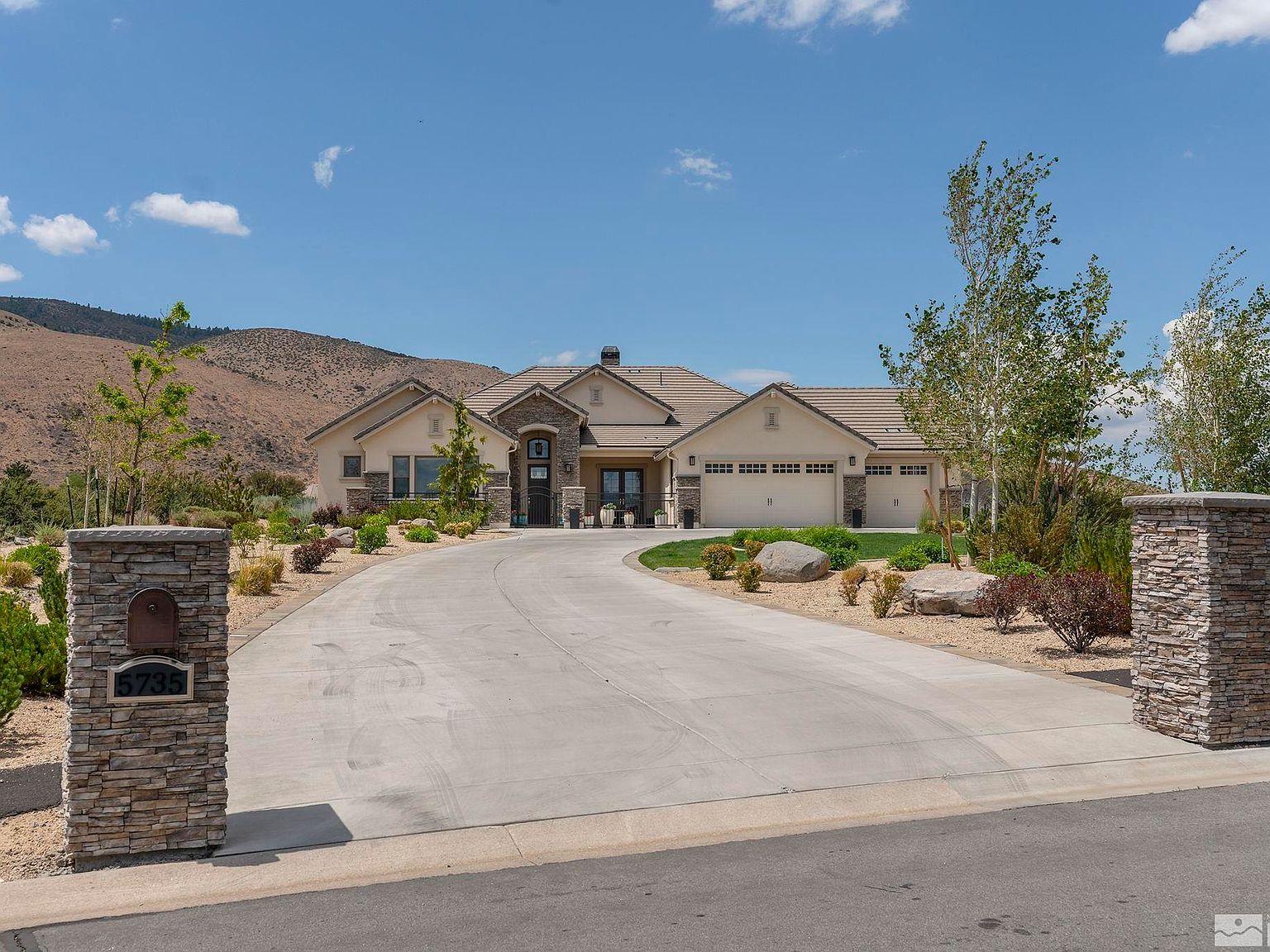 5735 Flowering Sage Trl