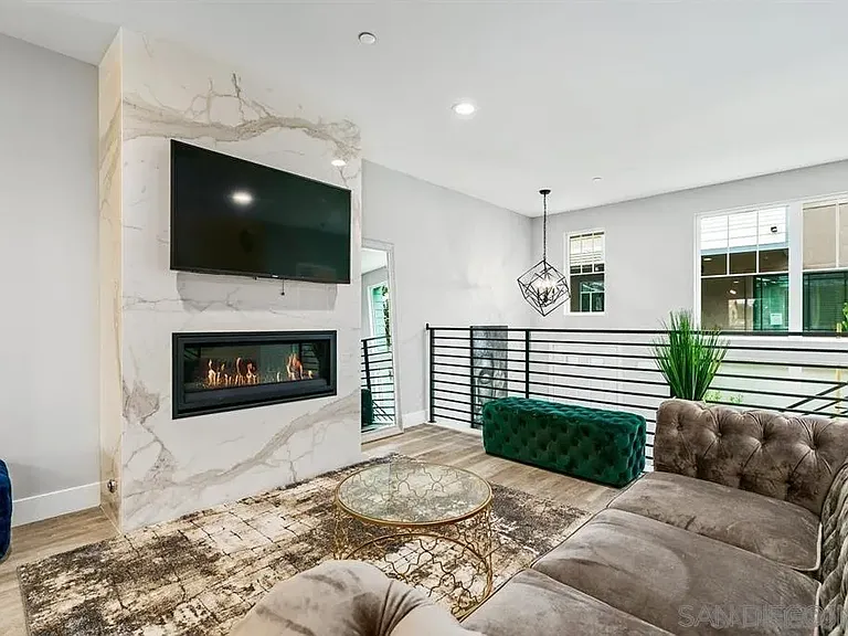347 Oak Ave — Photo 22