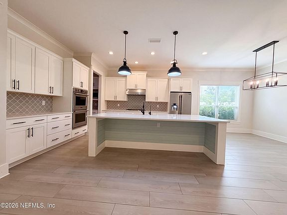 3rd image of 194 SALIDA Way